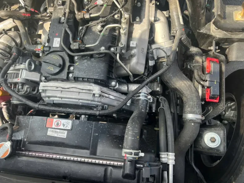 Động cơ của Hyundai N250 E5