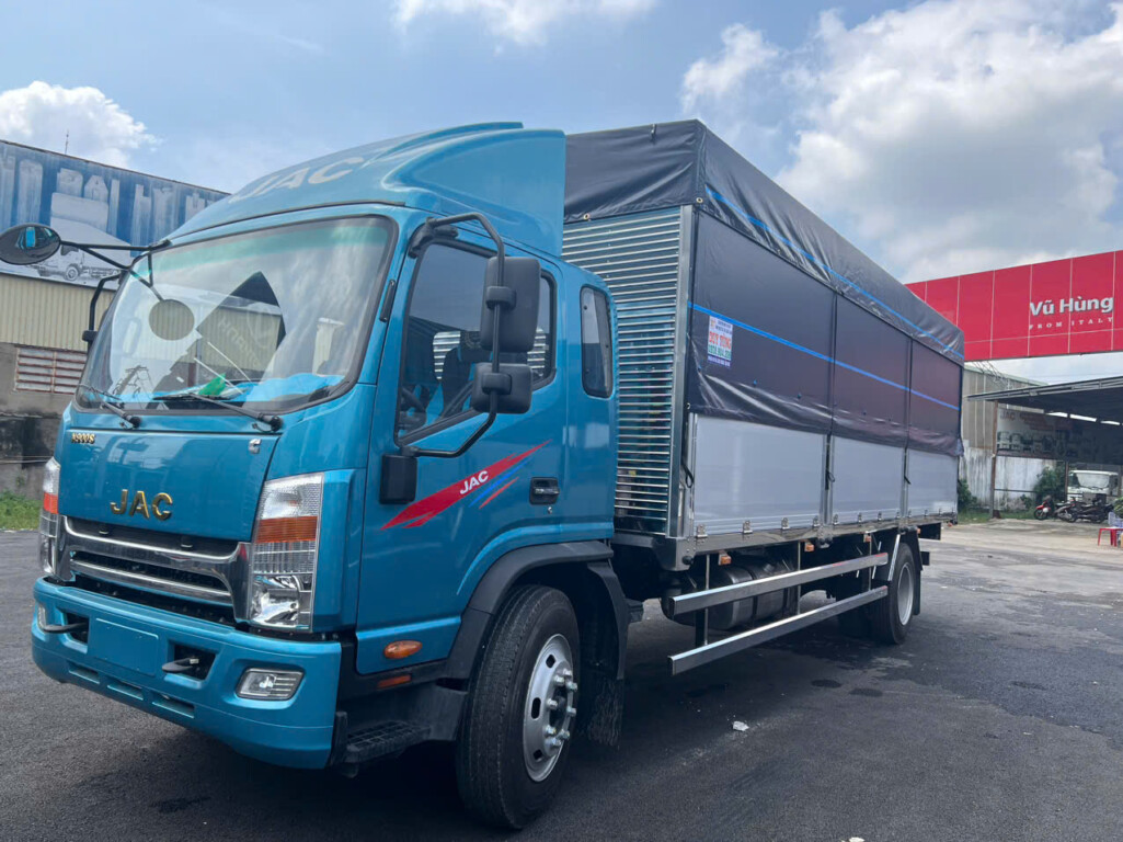 JAC N900